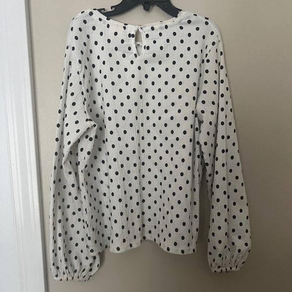 Zara kids polka dot black and white top with long sleeve. Girl size 9 - Picture 8 of 10